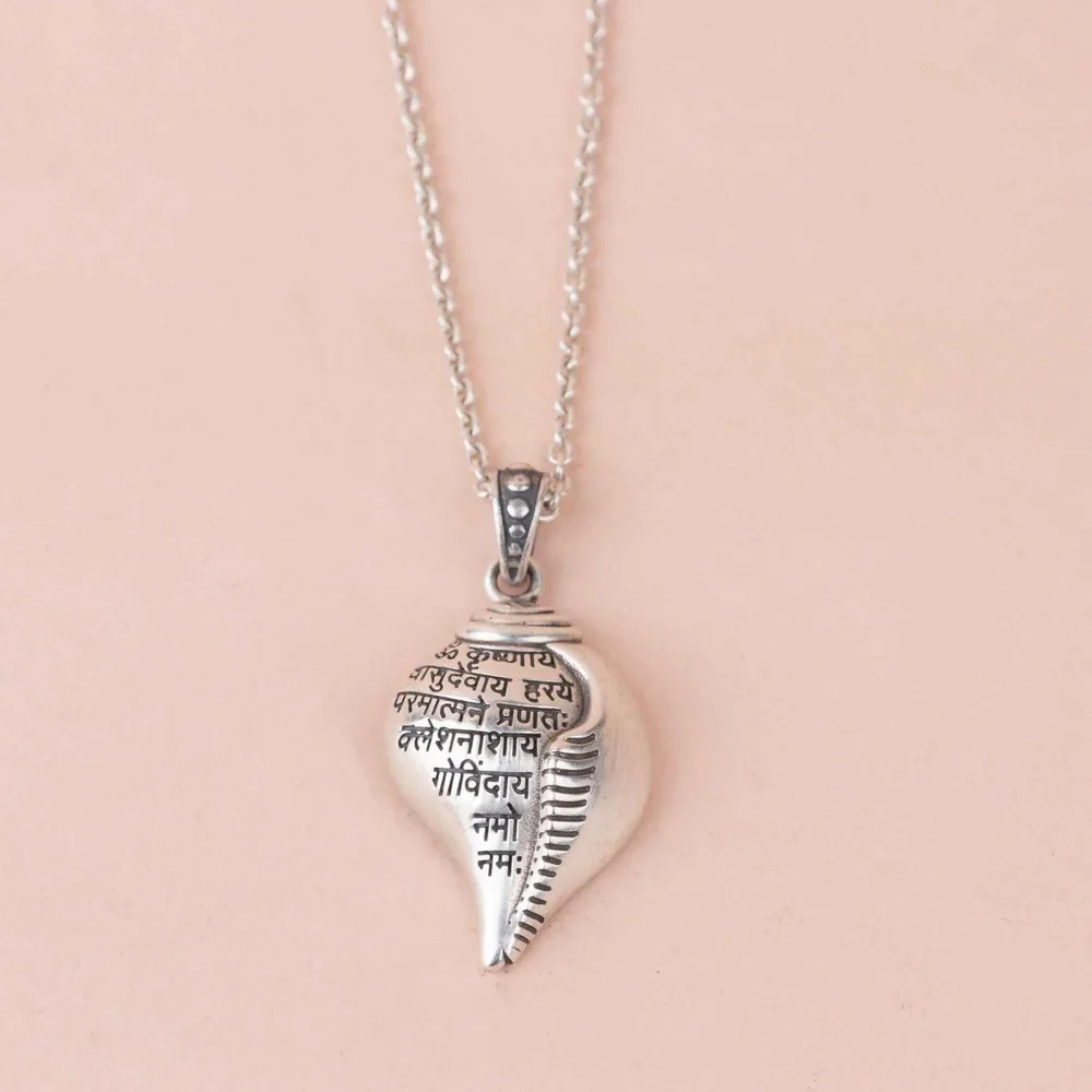 Premium Shankh Pendant